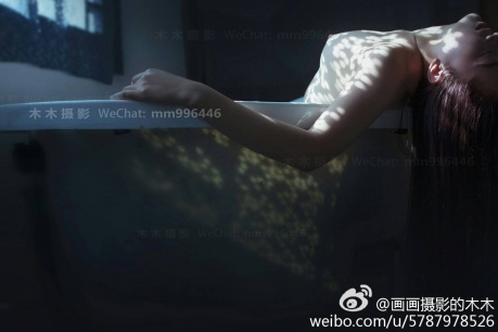 多少情，昨夜梦魂中， 还似旧时游上苑， 车如流水马如龙， 花月正春风。